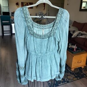 Free People Moon chaser Peasant Top Size Small